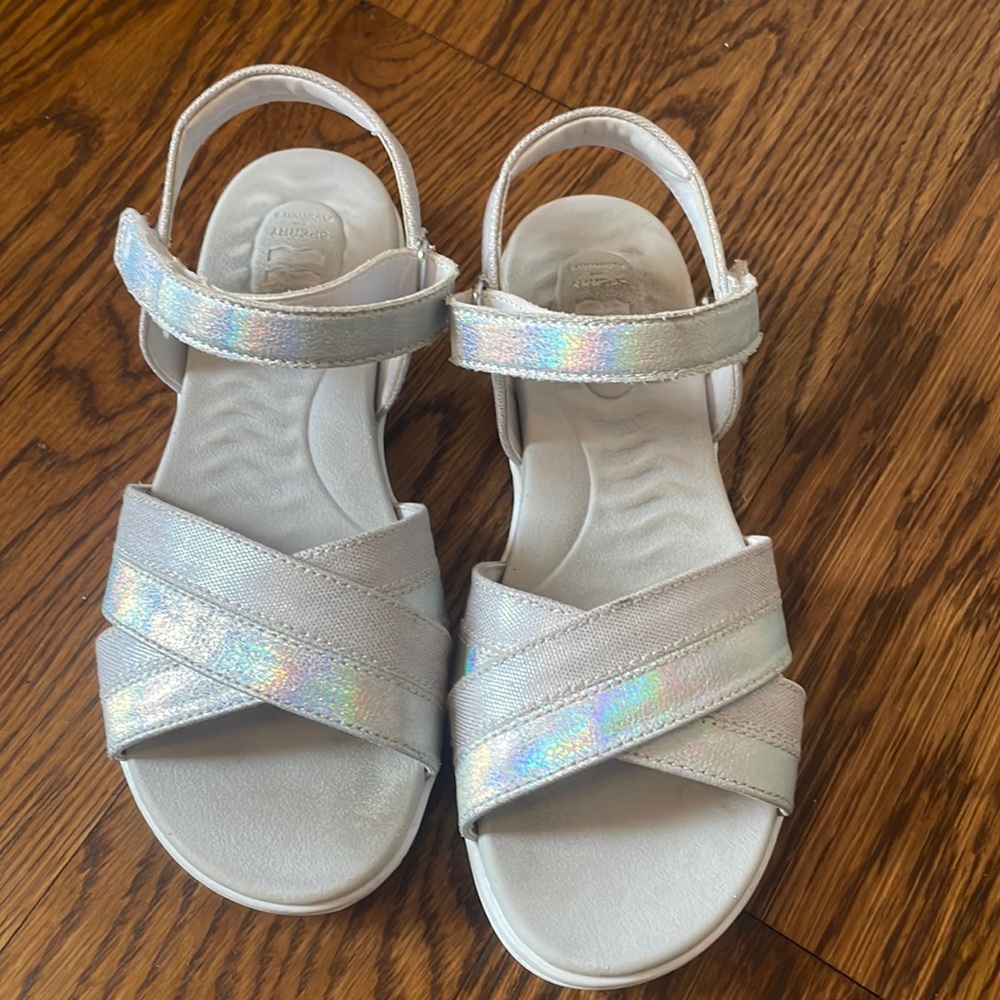 Sperry girls sandals